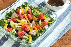 レンジで簡単蒸し鶏（和風ごまドレサラダ）