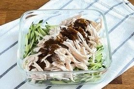 レンジで簡単蒸し鶏（バンバンジー）