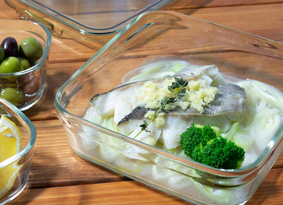 白身魚と野菜のワイン蒸し