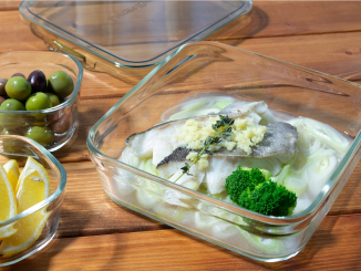 白身魚と野菜のワイン蒸し