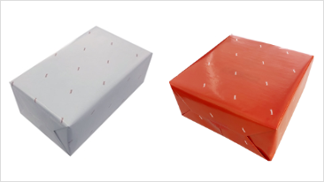 白と赤、選べるiwakiの包装紙