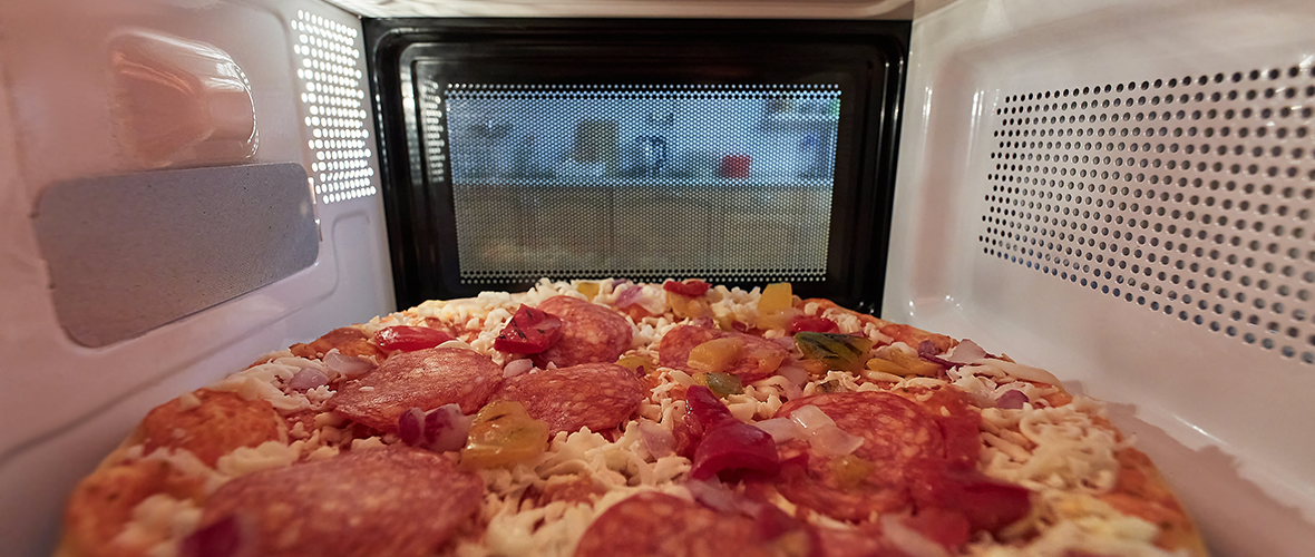 冷凍したピザをおいしく食べる方法